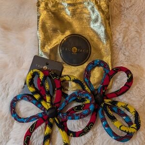 Tru Face By Grace Multicolored Earrings W/ Pouch w